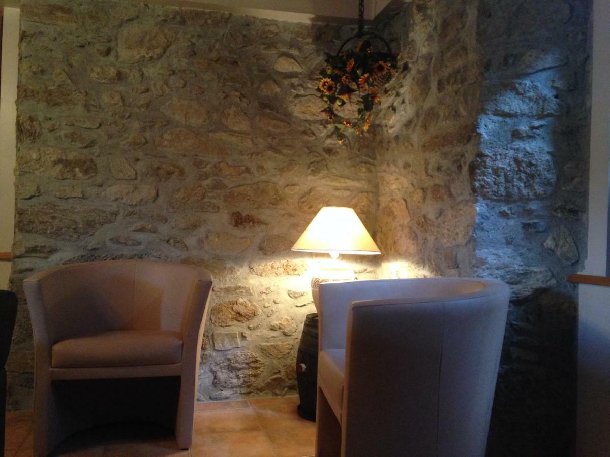 Maison De Caractere En Pierre Cal Blanic Saint-Pierre-dels-Forcats Buitenkant foto